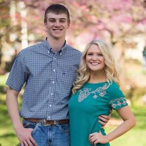 Meet your Posher, Brooke